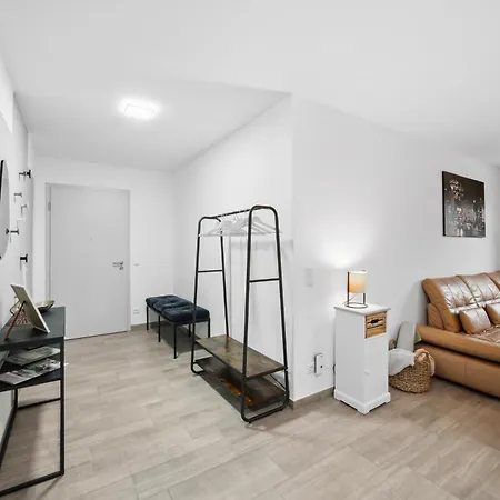 Sali Homes - Am2 Spacious With Terrace In Center Lägenhet Bayreuth