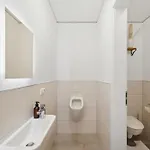 Sali Homes - Am2 Spacious With Terrace In Center Апартаменты