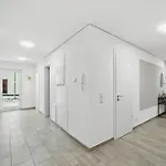Sali Homes - Am2 Spacious With Terrace In Center * Байройт