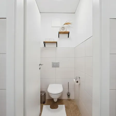 Sali Homes - Am2 Spacious With Terrace In Center * Bayreuth