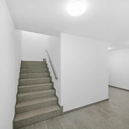 Sali Homes Spacious With Terrace In Center