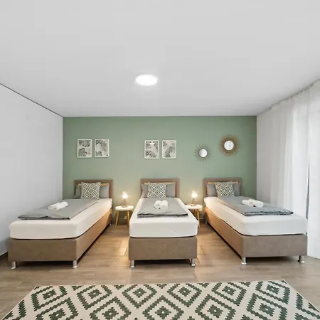 Sali Homes - Am2 Spacious With Terrace In Center Appartement *