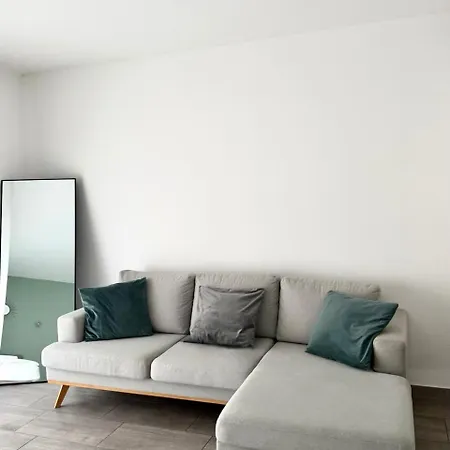 Sali Homes - Am2 Spacious With Terrace In Center Appartement Bayreuth