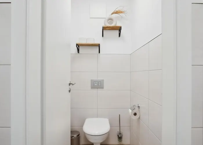 Sali Homes - Am2 Spacious With Terrace In Center * Bayreuth