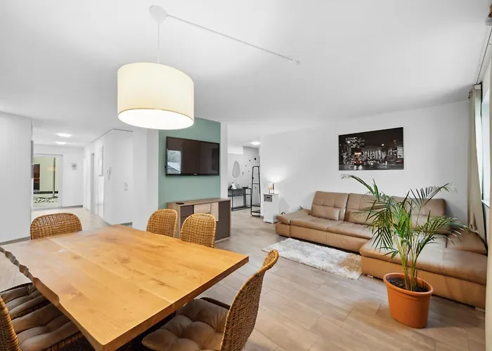 Sali Homes - Am2 Spacious With Terrace In Center Lejlighed *